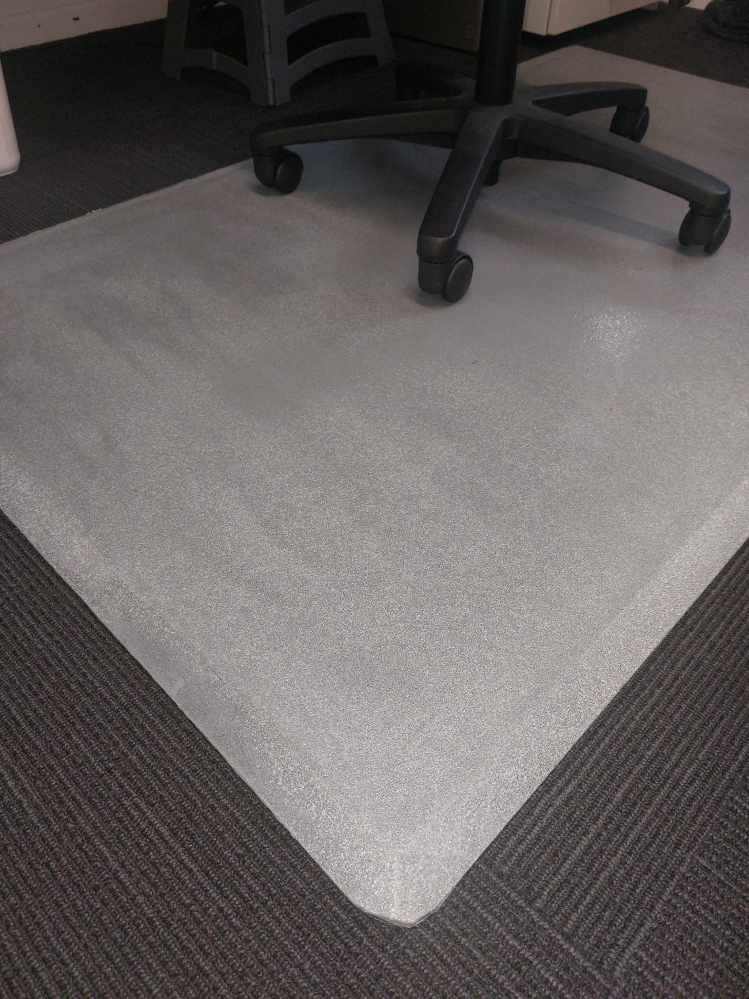 Solid Rubber Chair Mats Light Grey